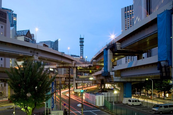 Rapongi Hills, double deck freeway, Tokyo