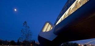 Zaragoza bridge pavilion by Zaha Hadid Architects